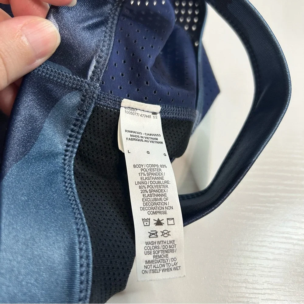 Nike High Neck Camo‎ Sports Bra, L
